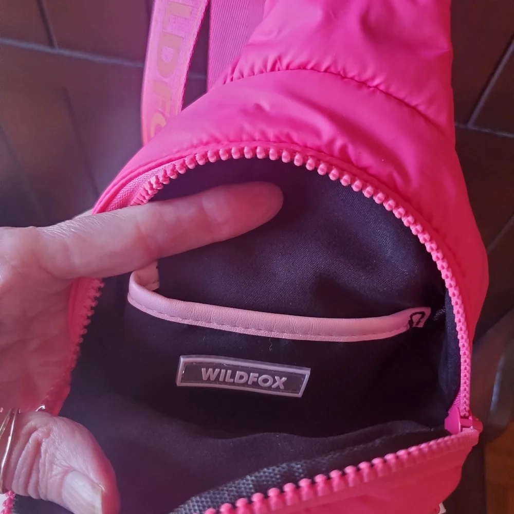 NWT Wildfox Bag 78 retail - Picture 4 of 6